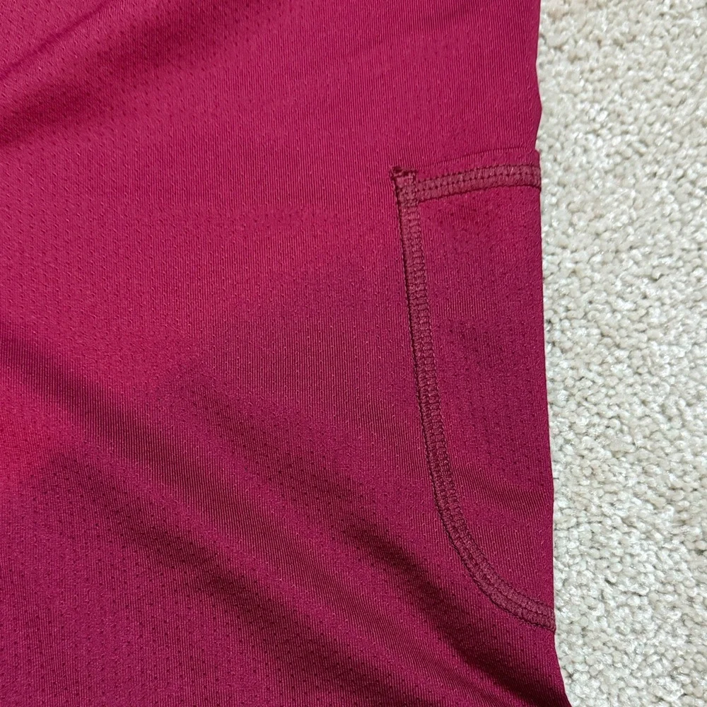 SkirtSports dark red/ light pink Patterned skort with built in shorts. - Picture 4 of 6